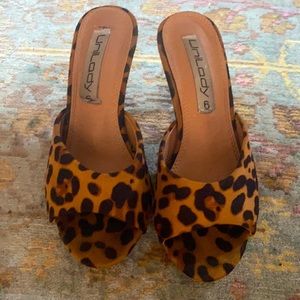 Cheetah leopard heel